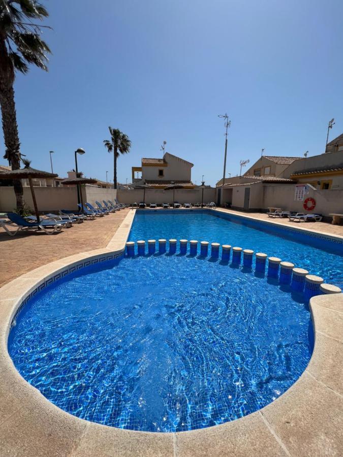 Apartmán Bonito Adosado Con Piscina A 200 M De La Playa El Mojon  Exteriér fotografie